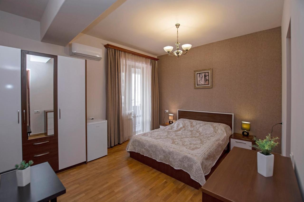 Cartez Boutique Hotel Ереван Экстерьер фото