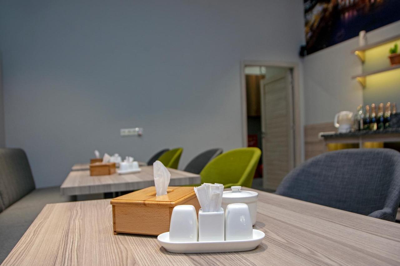Cartez Boutique Hotel Ереван Экстерьер фото